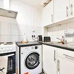 Guestready - Cosy Home In Colindale