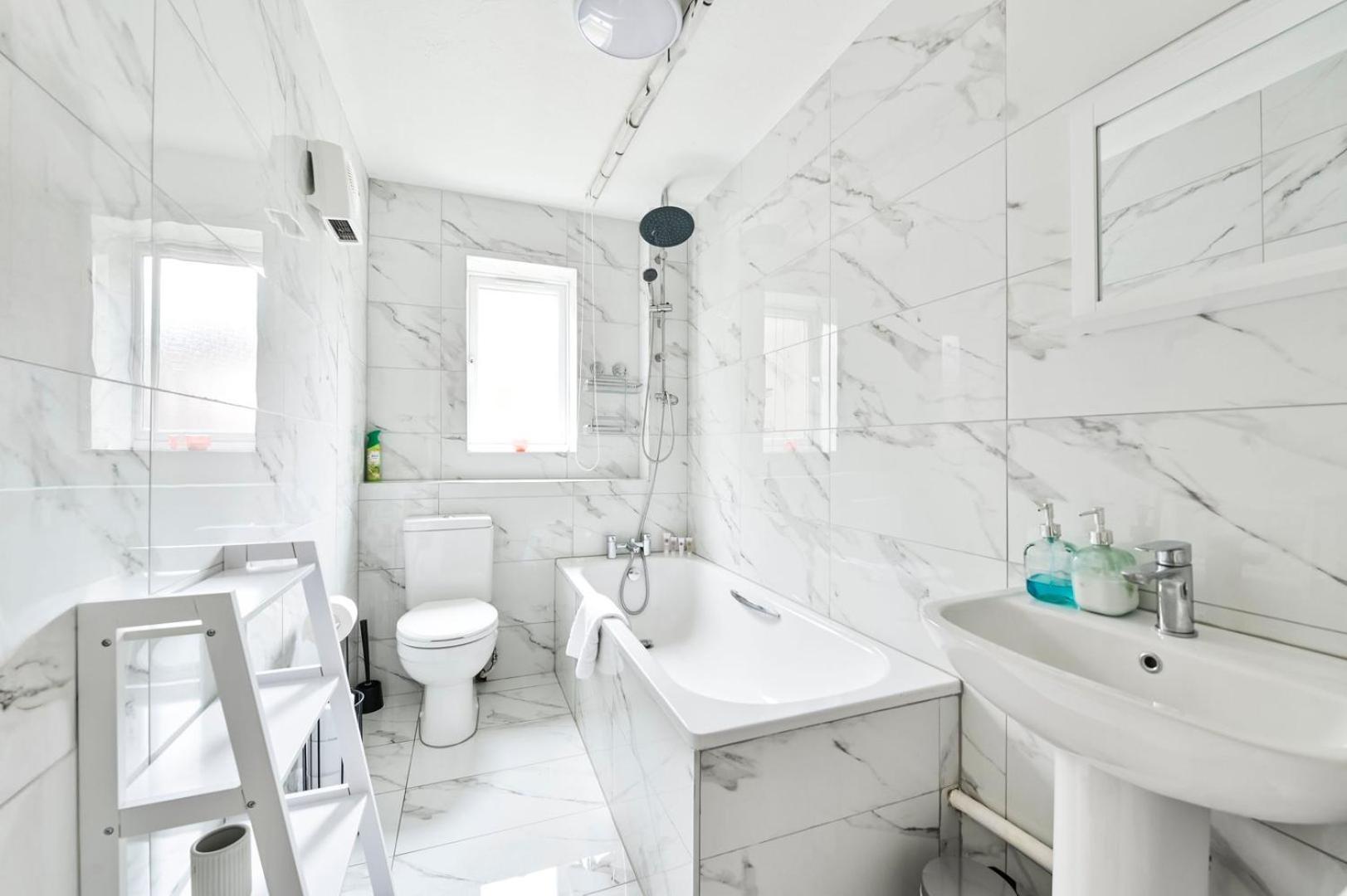 Guestready - Cosy In Colindale Londra